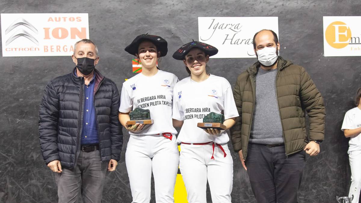 IV. Bergara Hiria Emakumezkoen pilota txapelketan Mendizabal eta Arrizabalaga garaile