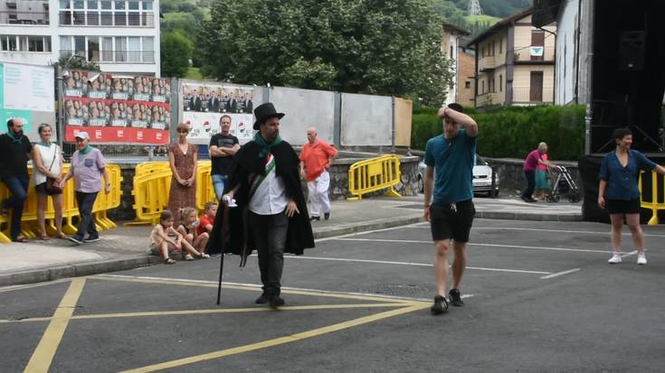 Soka Dantza, Kaletxikiko auzotarren eta Urkiko dantzarien eskutik