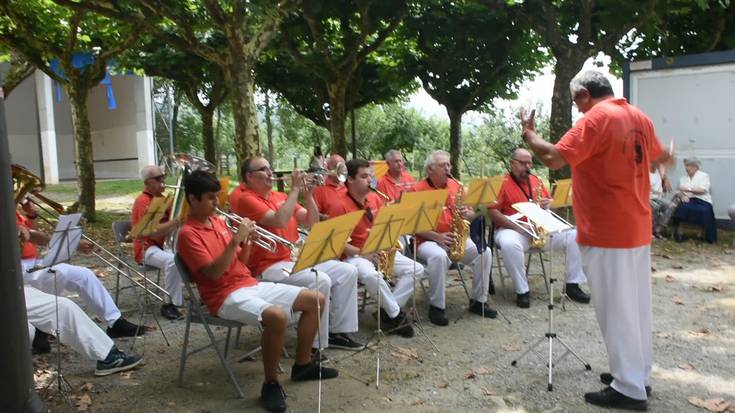 Gora Kaletxiki Banda San Esteban jaietan: Goiburu (Jose Saenz, "Pepe Andoain")