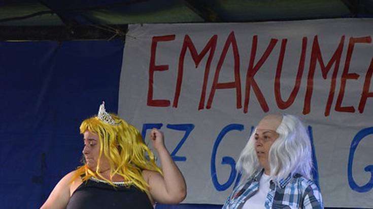 Play back saioaren eguna litzateke gaurkoa, Karrikan